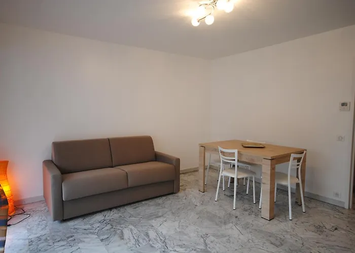 アパート Le Minerve 3p Deb5515 *